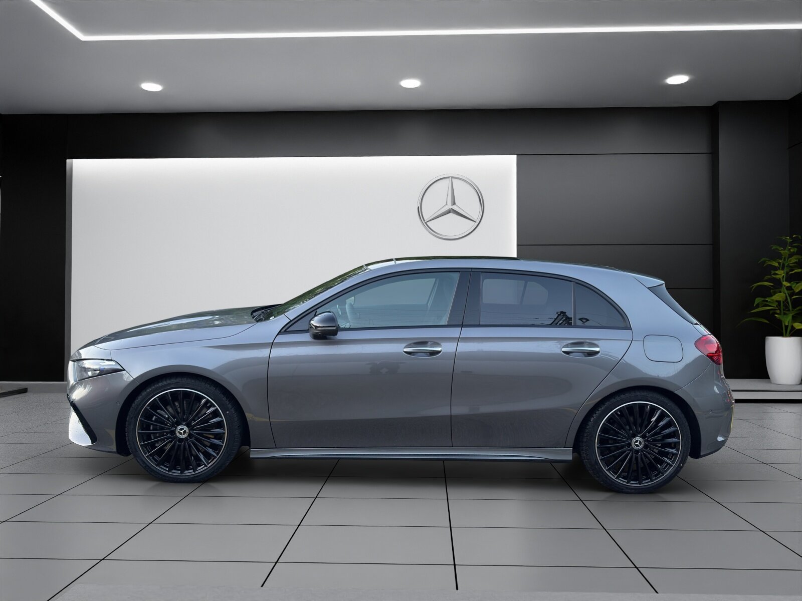 MERCEDES-BENZ A 250 4Matic 8G-DCT, Mild-Hybrid Petrol/Electric, Ex-demonstrator, Automatic - 3