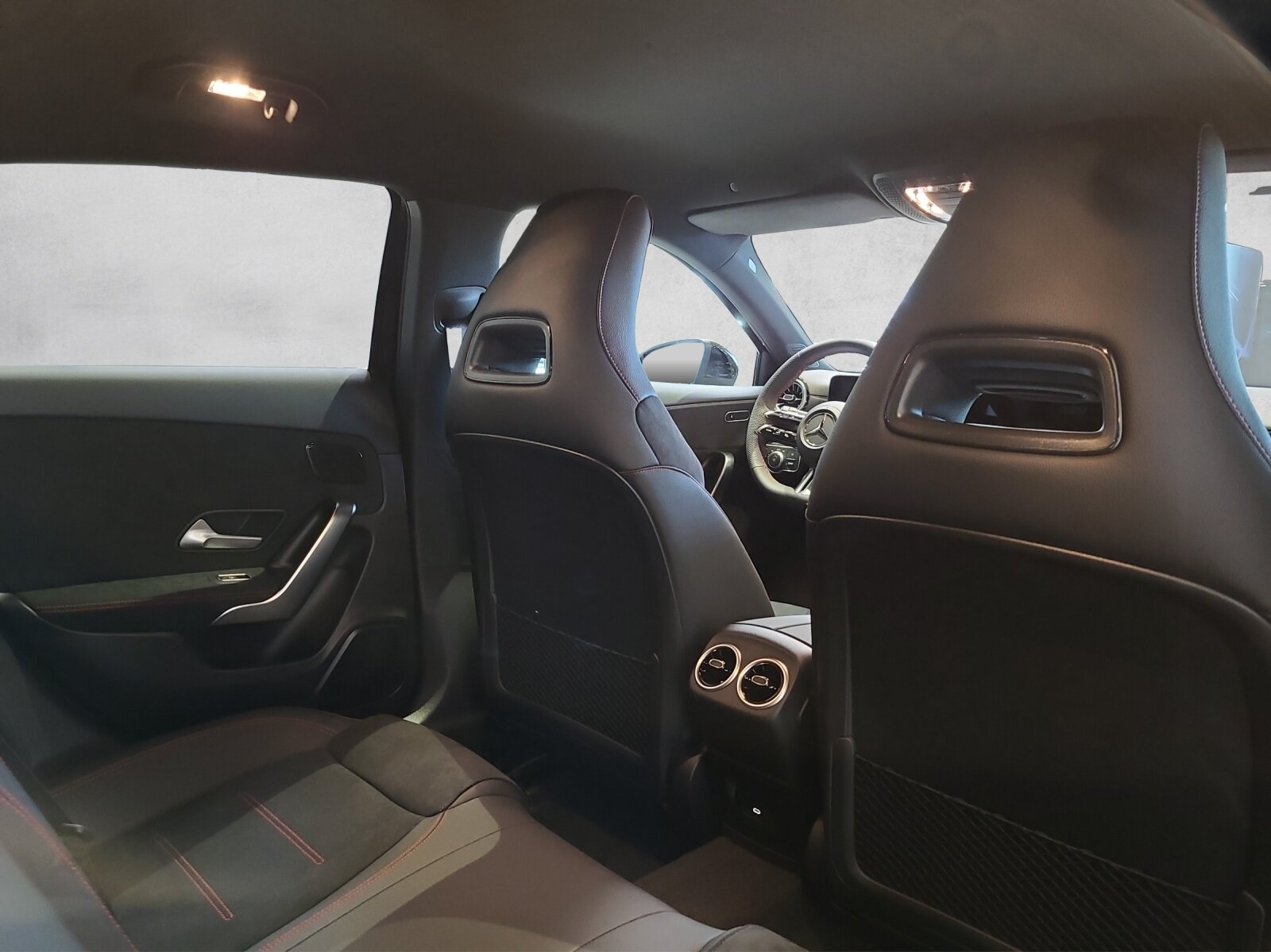 MERCEDES-BENZ A 250 AMG 4M  W177, Mild-Hybrid Benzin/Elektro, Vorführwagen, Automatik - 7