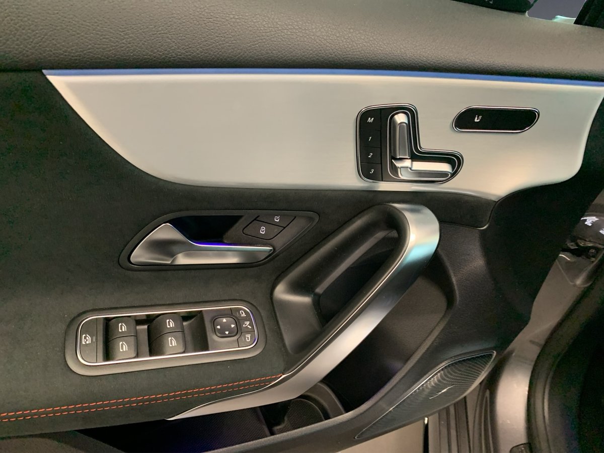 MERCEDES-BENZ A AMG 35 4MATIC, Essence, Voiture nouvelle, Automatique - 6
