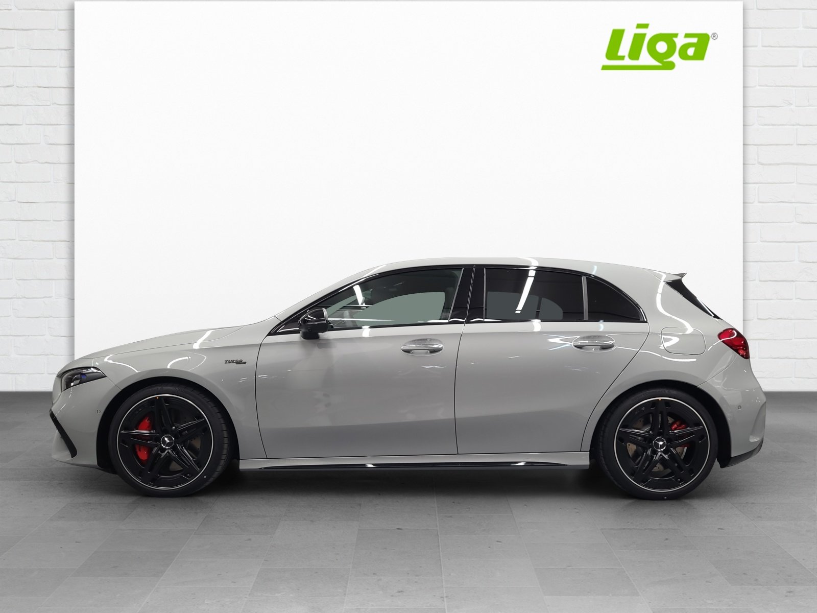 MERCEDES-BENZ AMG A 35 4Matic