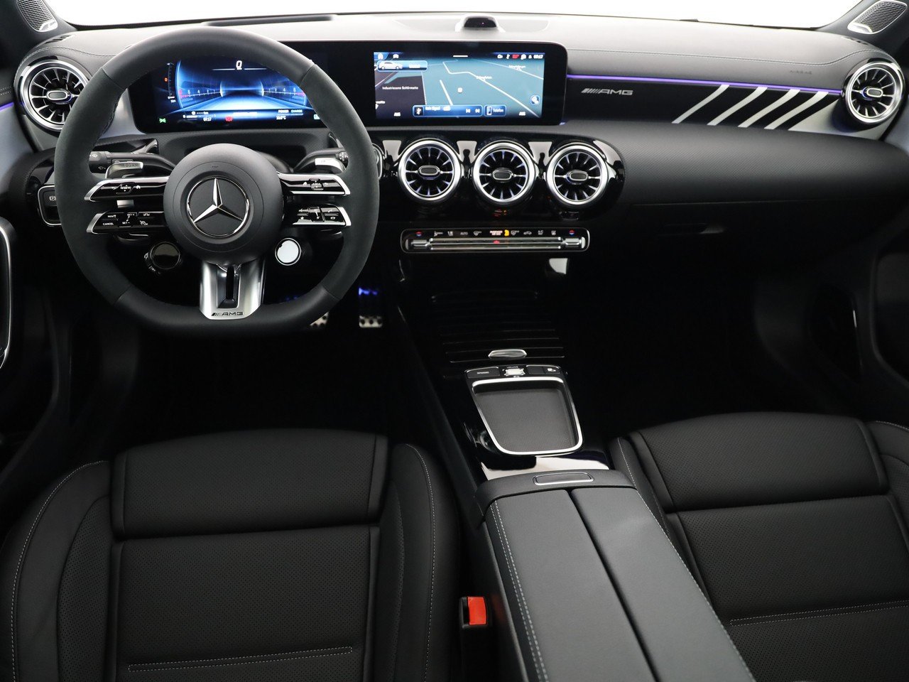 MERCEDES-BENZ A AMG 35 4Matic 8G-DCT, Benzin, Neuwagen, Automatik - 6