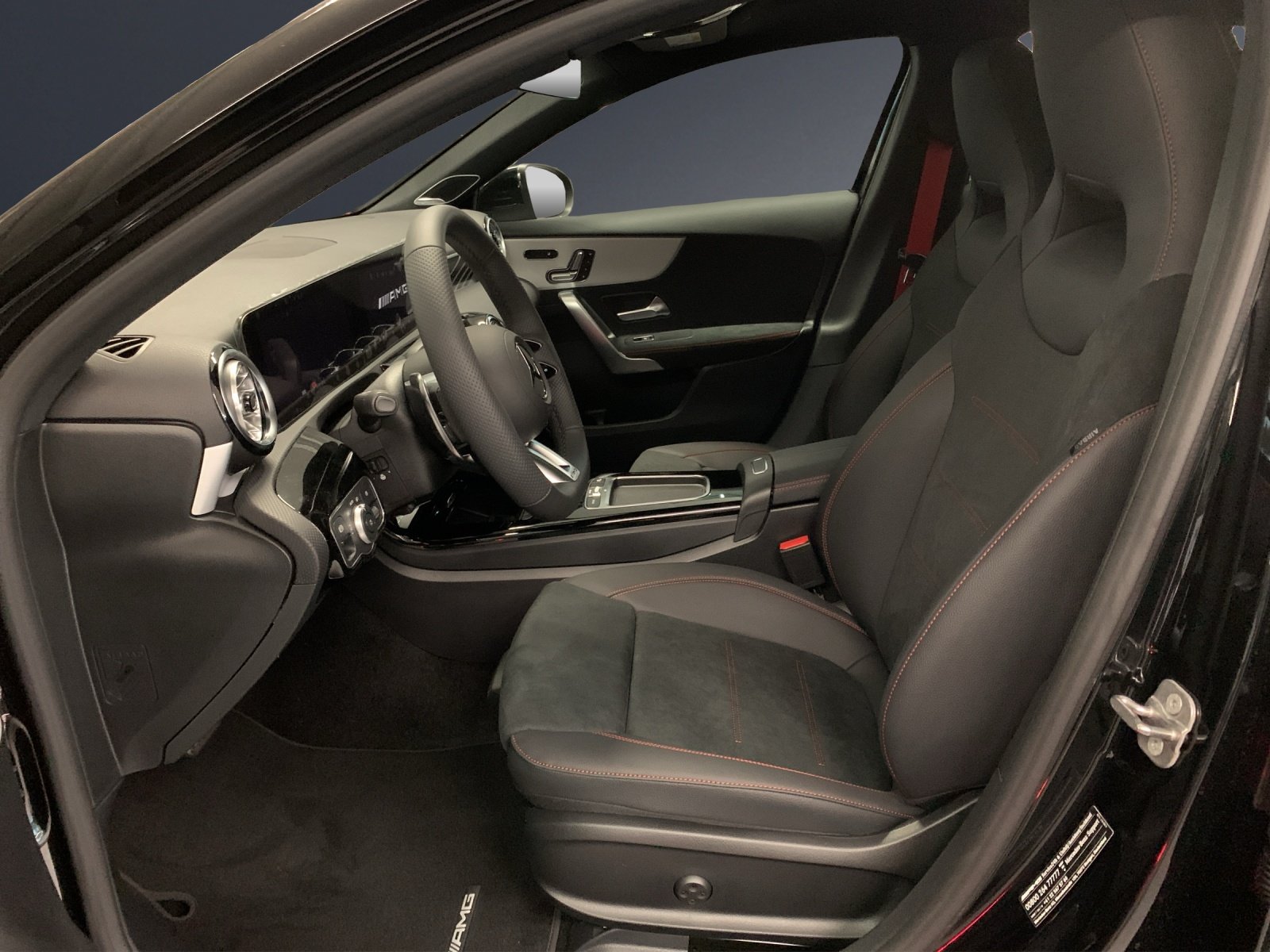 MERCEDES-BENZ A35 AMG 4MATIC, Benzina, Auto nuove, Automatico - 7