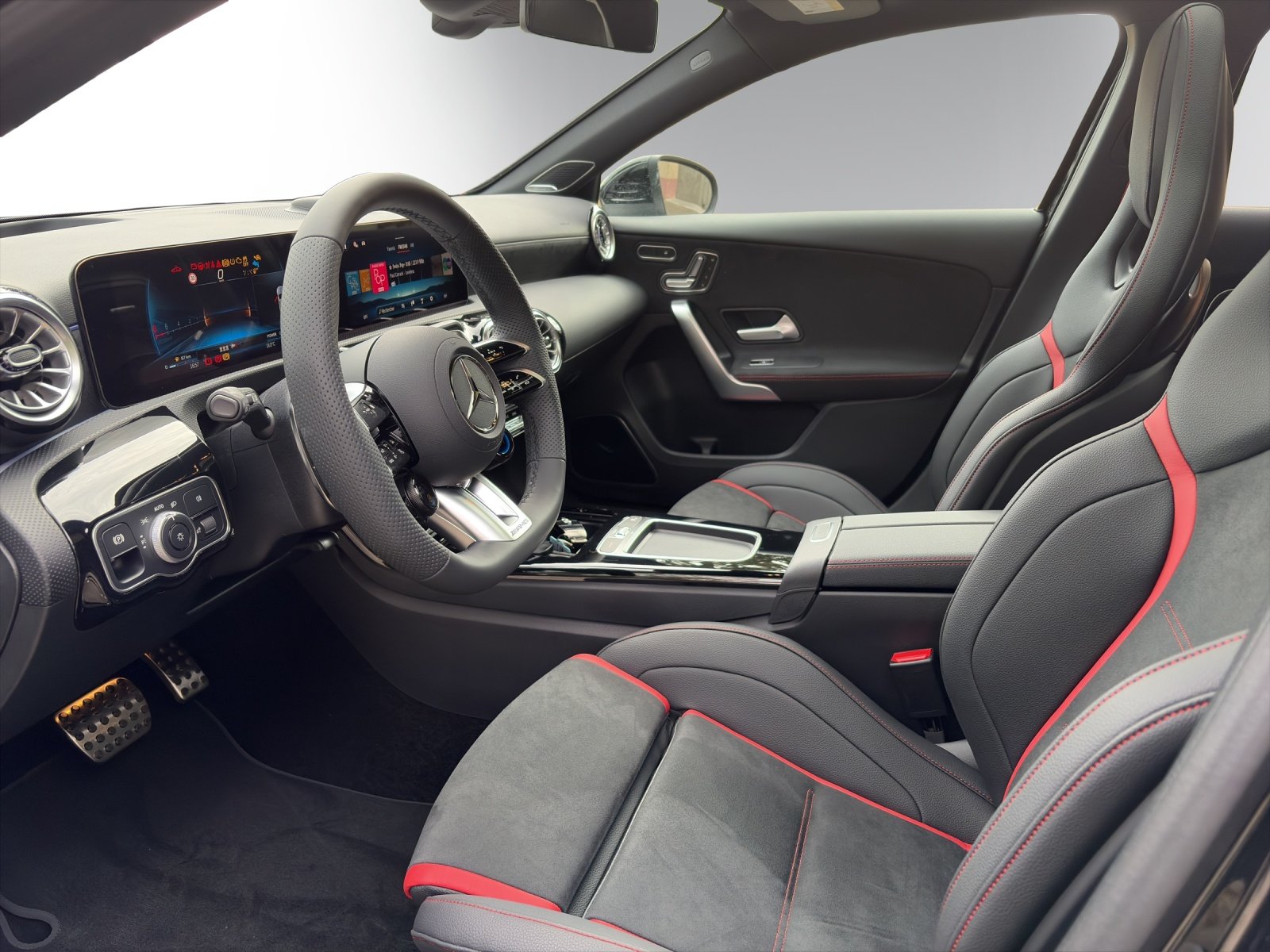 MERCEDES-BENZ A AMG 35 4Matic 8G-DCT, Benzin, Neuwagen, Automatik - 5
