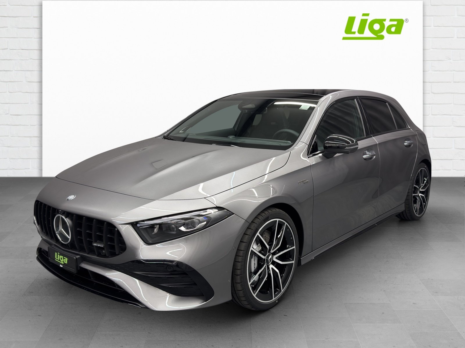 MERCEDES-BENZ AMG A 35 4Matic, Mild-Hybrid Petrol/Electric, New car, Automatic - 2