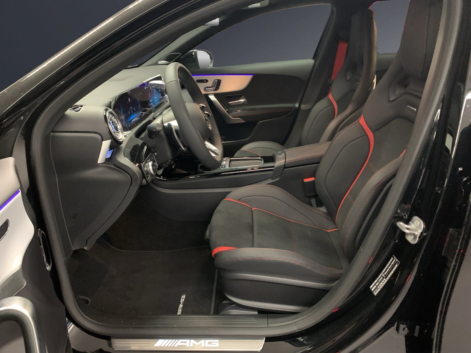 MERCEDES-BENZ A AMG 35 4MATIC, Benzin, Neuwagen, Automatik - 7