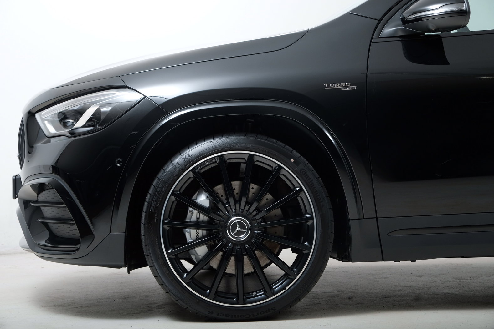 MERCEDES-BENZ GLA AMG 35 4Matic 8G-DCT, Essence, Voiture nouvelle, Automatique - 4