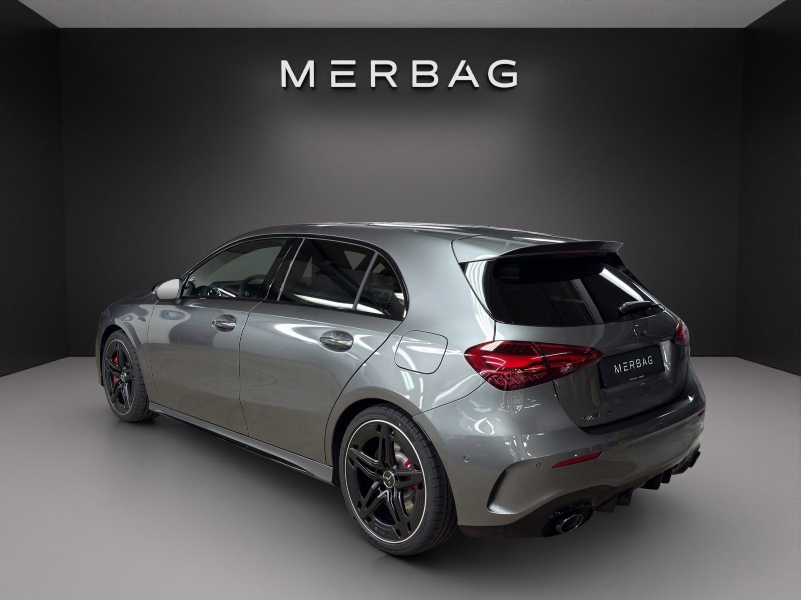 MERCEDES-BENZ A 35 AMG 4Matic 8G-DCT, Petrol, New car, Automatic - 3