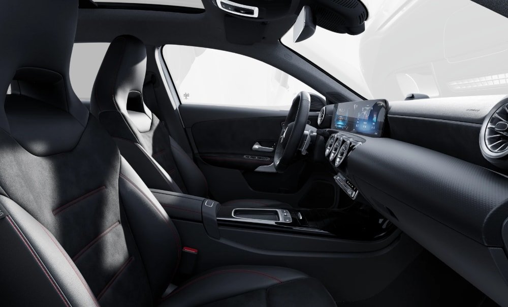 MERCEDES-BENZ A35 AMG 4Matic 8G-DCT, Essence, Voiture nouvelle, Automatique - 4
