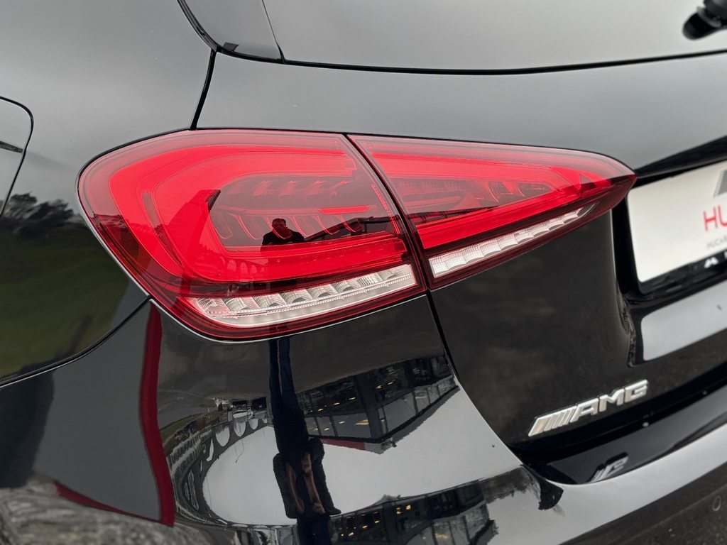 MERCEDES-BENZ A 35 AMG 4Matic mit AMG Aerodymanikpaket, Benzina, Occasioni / Usate, Automatico - 6
