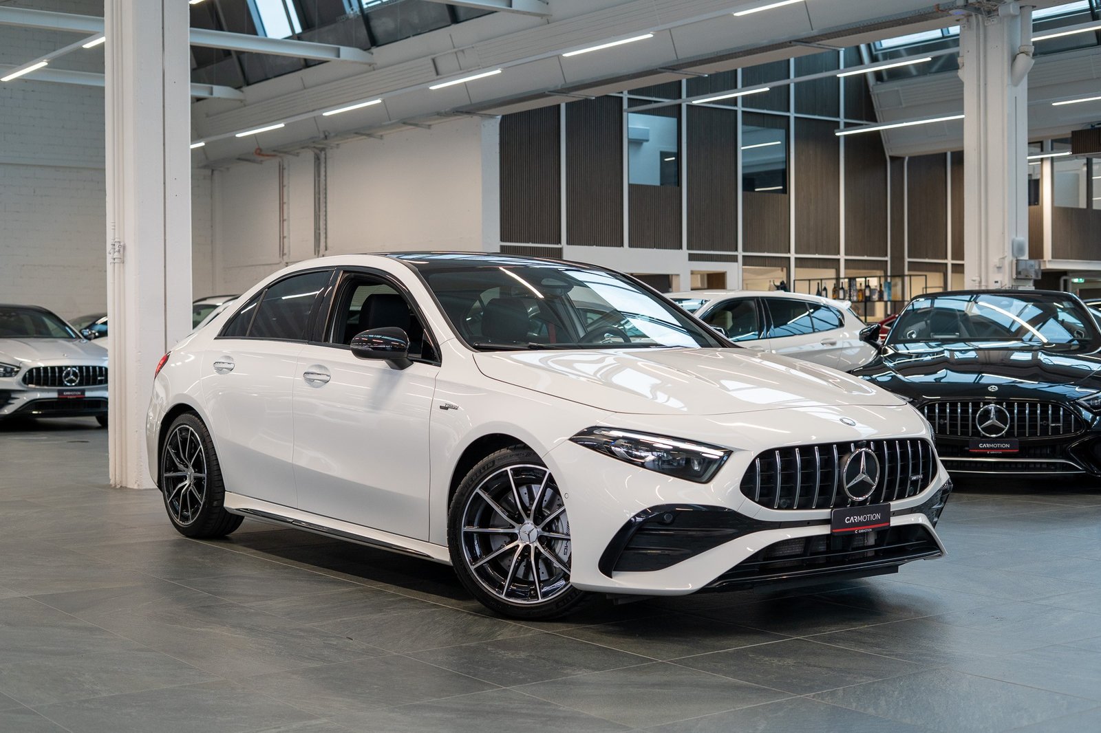 MERCEDES-BENZ A 35 AMG 4matic Limousine / Facelift / Rückfahrkamera / Ambi, Petrol, Second hand / Used, Automatic - 3