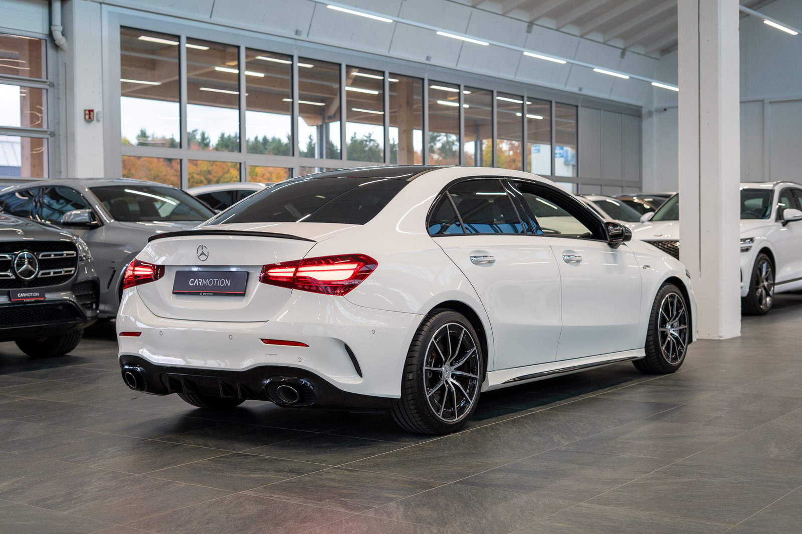 MERCEDES-BENZ A 35 AMG 4matic Limousine / Facelift / Rückfahrkamera / Ambi, Petrol, Second hand / Used, Automatic - 4