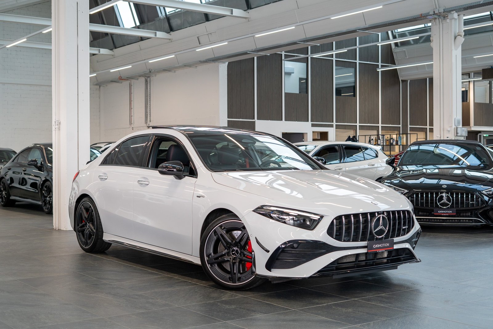 MERCEDES-BENZ A 35 AMG 4matic Limousine / Facelift / Perform, Petrol, Second hand / Used, Automatic - 3
