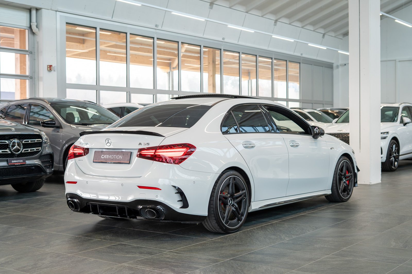 MERCEDES-BENZ A 35 AMG 4matic Limousine / Facelift / Perform, Petrol, Second hand / Used, Automatic - 4