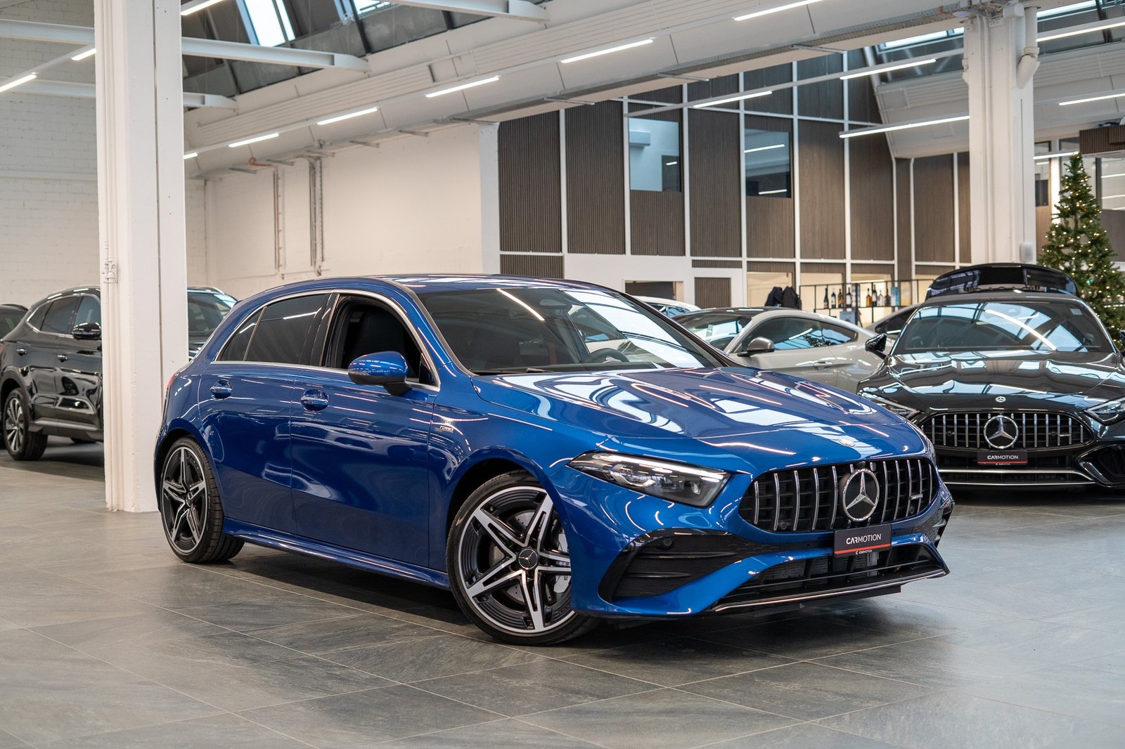 MERCEDES-BENZ A 35 AMG 4matic / Facelift / Rückfahrkamera / Abstandstempom, Benzin, Occasion / Gebraucht, Automat - 3