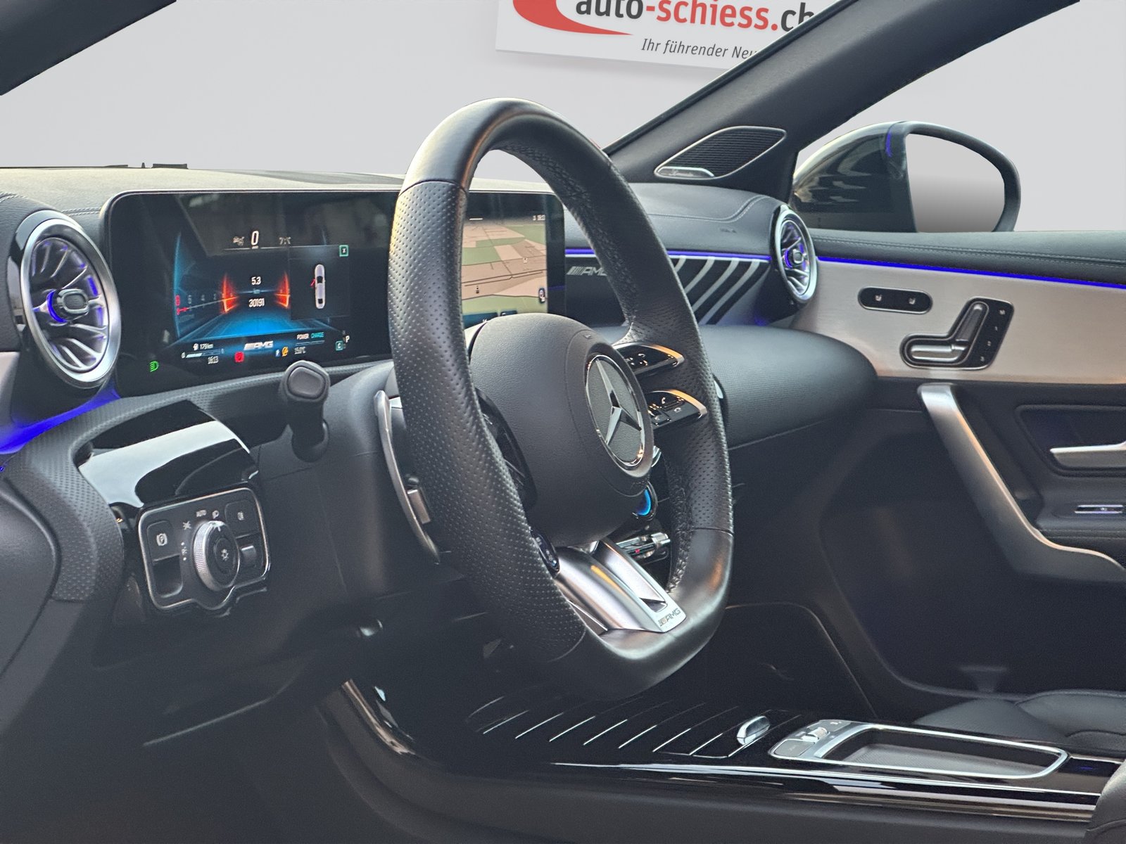 MERCEDES-BENZ A 35 AMG Performance Night 4Matic+ 8G-DCT Facelift, Mild-Hybrid Benzin/Elektro, Occasion / Gebraucht, Automat - 6