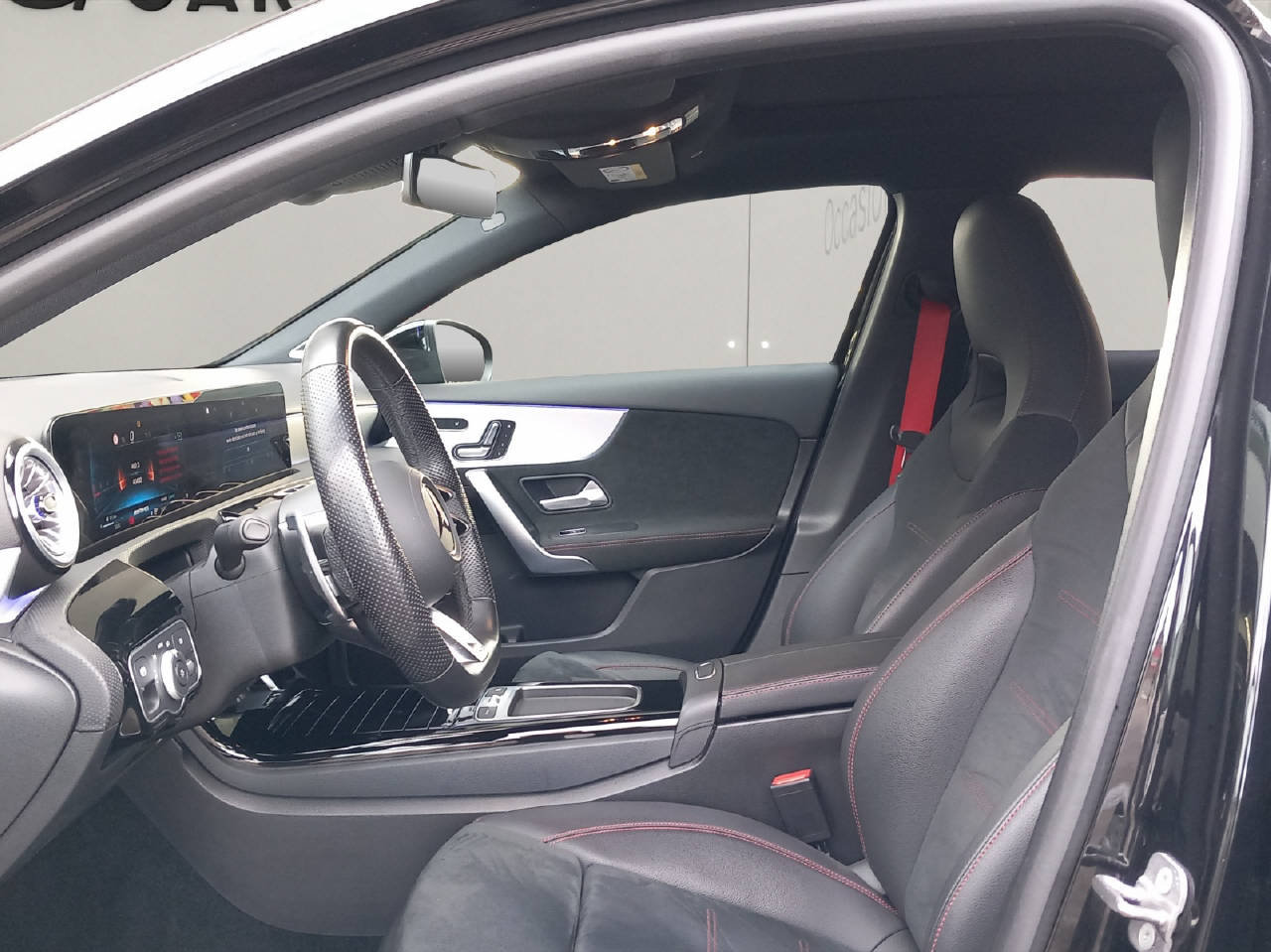 MERCEDES-BENZ A 35 AMG 4matic, Mild-Hybrid Benzin/Elektro, Occasion / Gebraucht, Automatik - 4