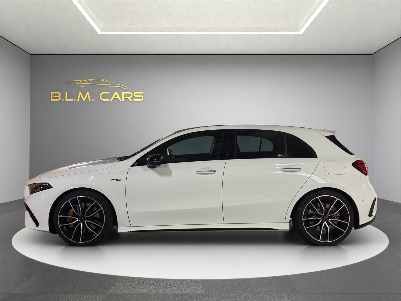 MERCEDES-BENZ A AMG 35 4Matic 8G-DCT, Essence, Occasion / Utilisé, Automatique - 4