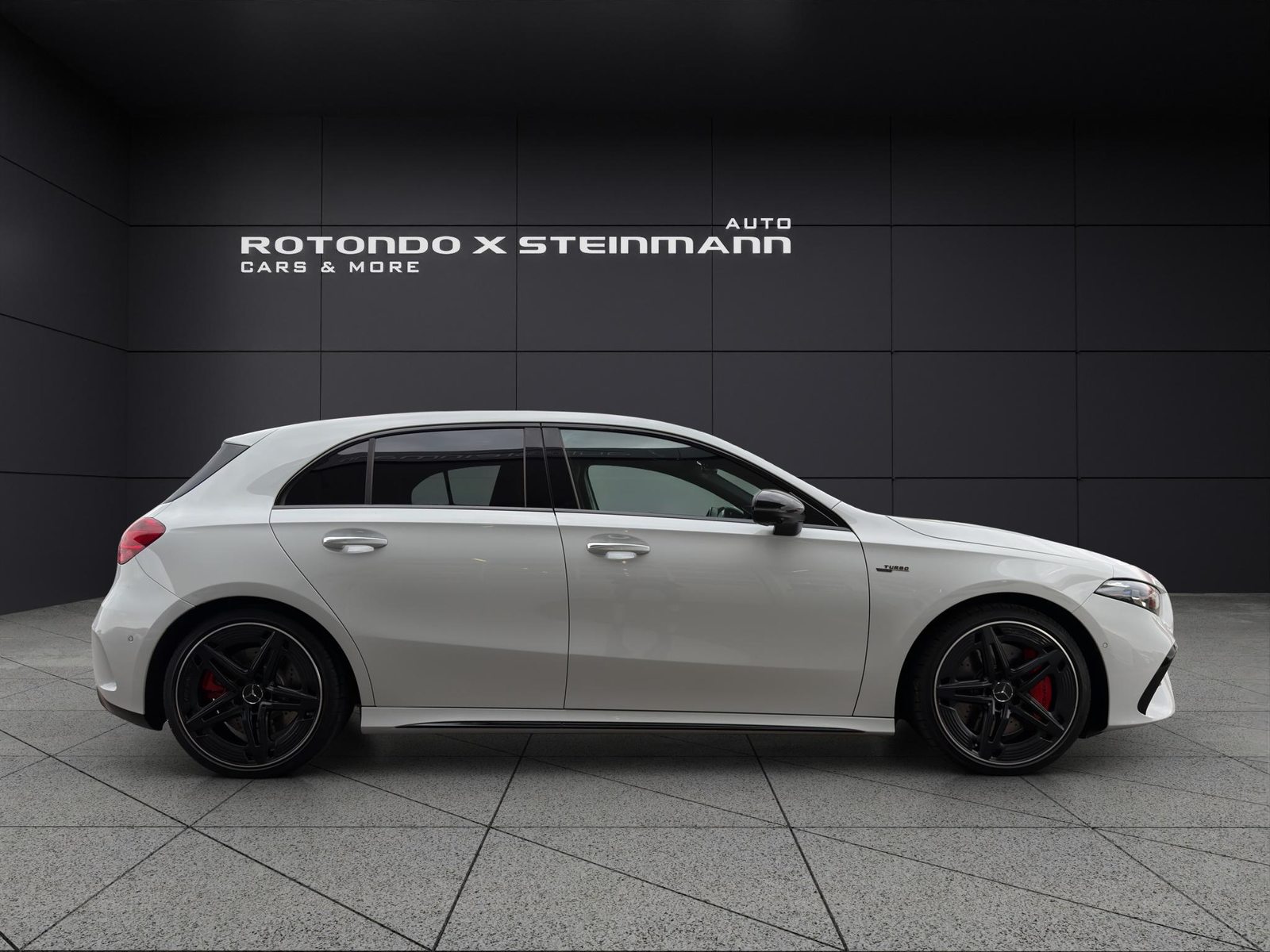 MERCEDES-BENZ A 35 AMG 4matic Limousine, Benzin, Occasion / Gebraucht, Automatik - 4