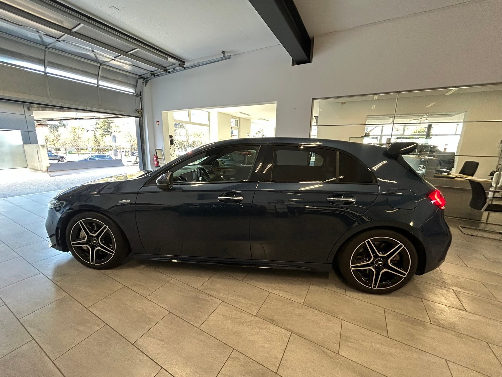 MERCEDES-BENZ A 35 AMG 4Matic Speedshift, Benzin, Occasion / Gebraucht, Automatik - 6