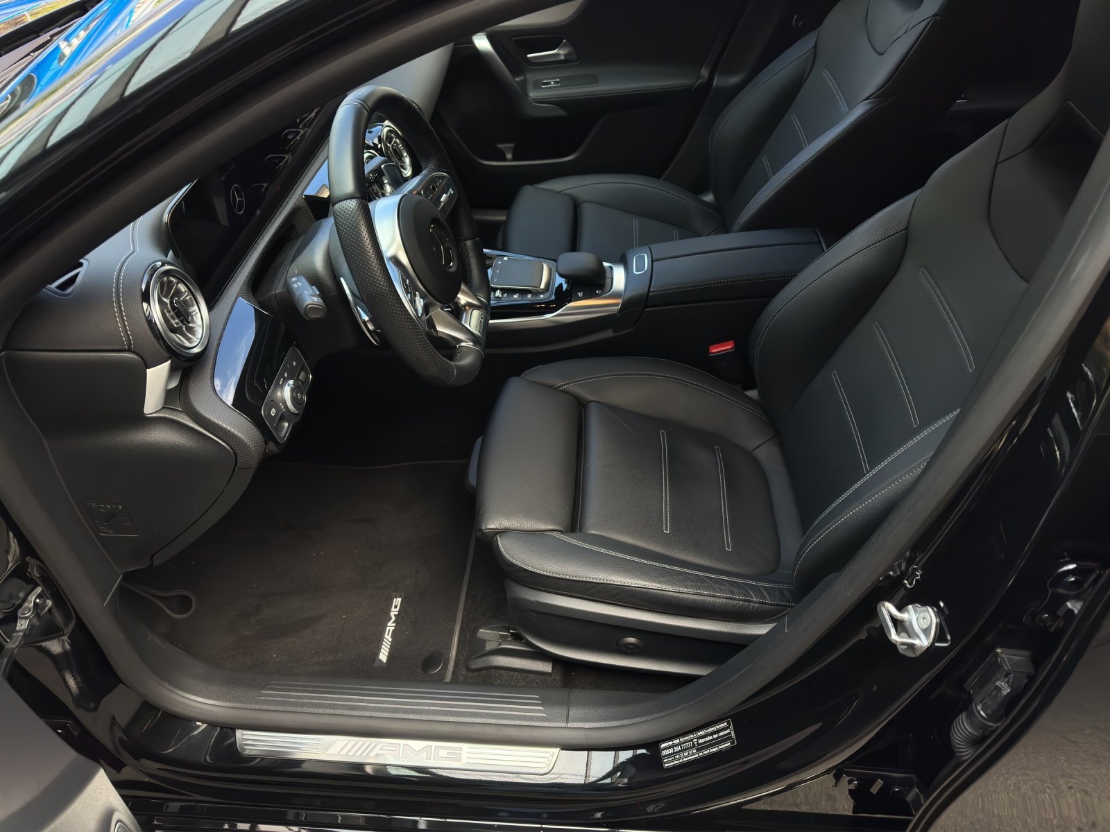 MERCEDES-BENZ A 35 AMG 4matic, Benzin, Occasion / Gebraucht, Automatik - 6