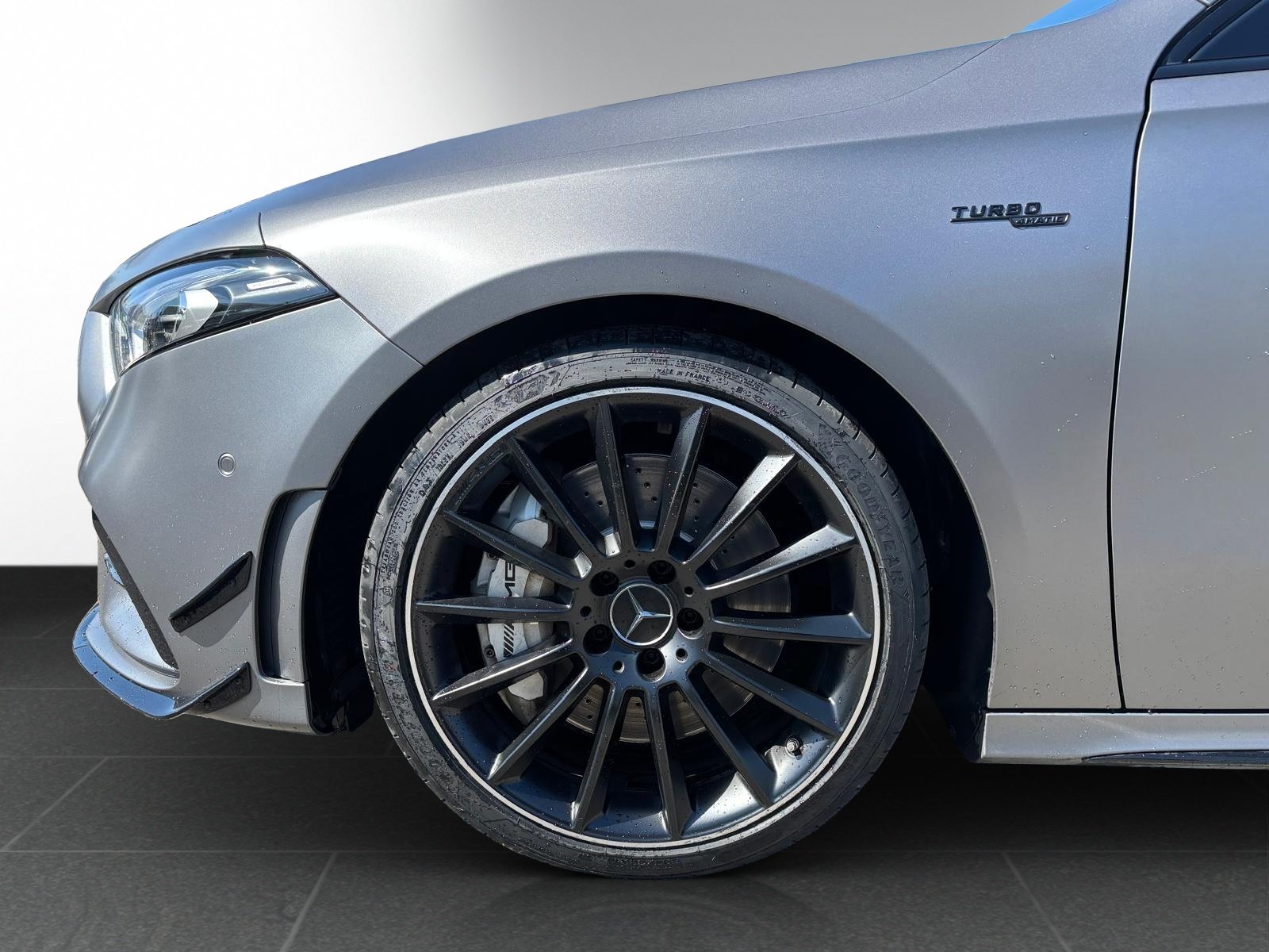 MERCEDES-BENZ A 35 AMG 4Matic, Benzin, Occasion / Gebraucht, Automatik - 6
