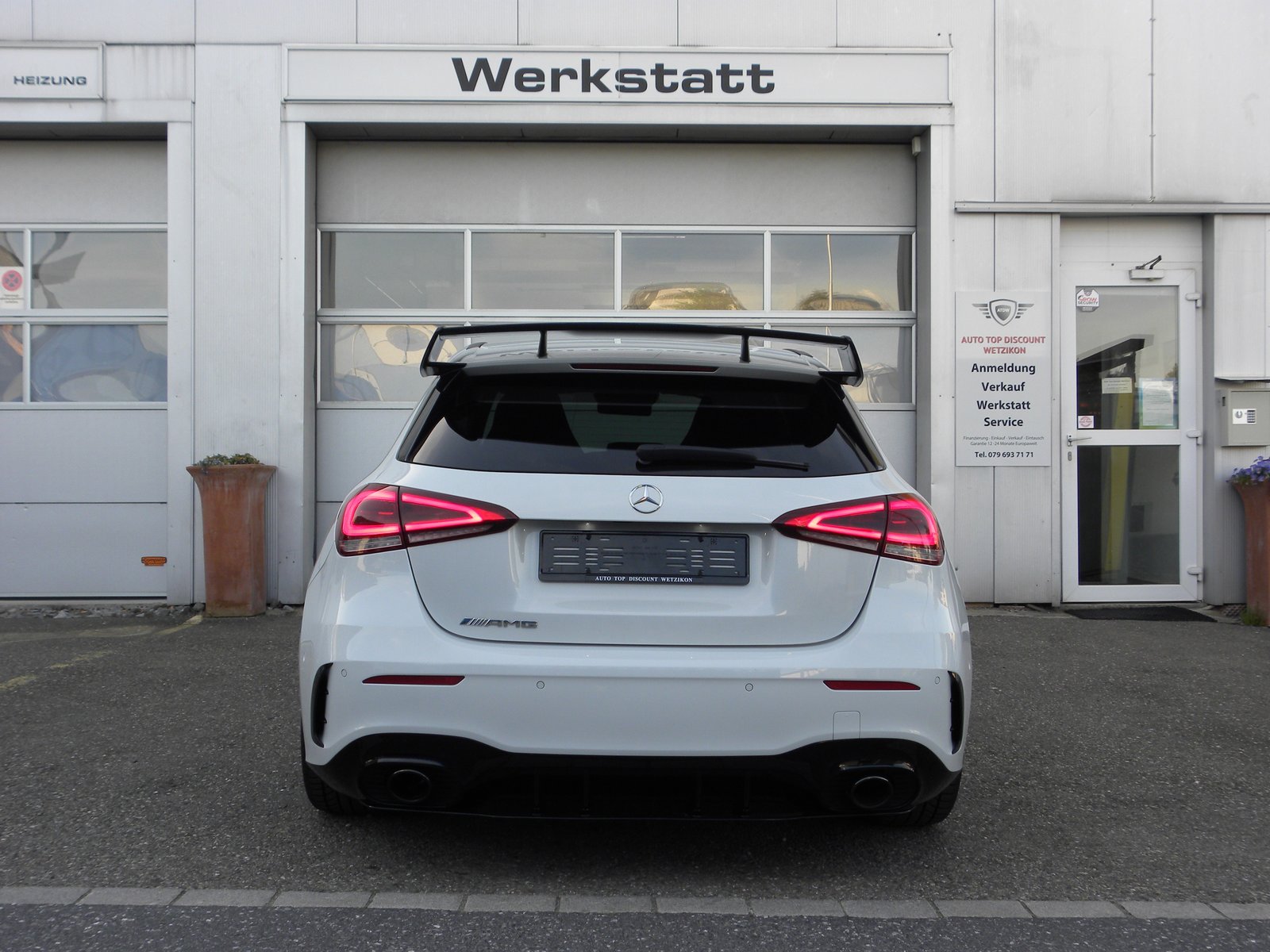 MERCEDES-BENZ A 35 AMG 4Matic Speedshift Performance Paket, Petrol, Second hand / Used, Automatic - 4