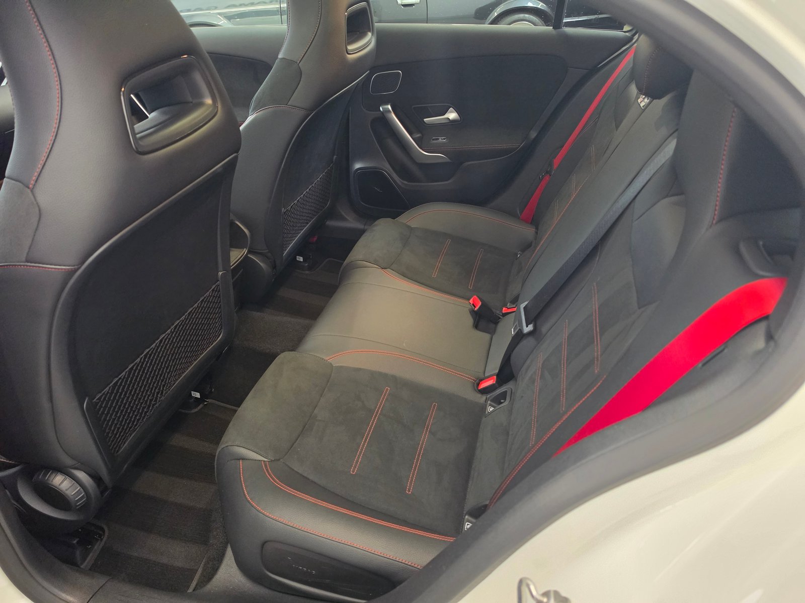 MERCEDES-BENZ A 35 AMG 4Matic Speedshift, Benzina, Occasioni / Usate, Automatico - 5