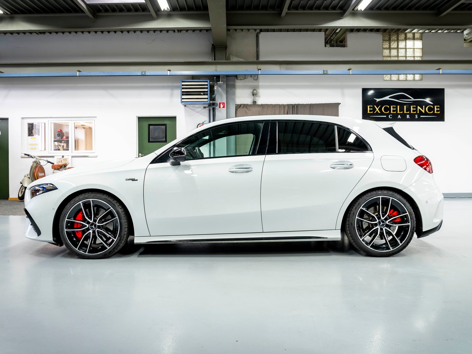 MERCEDES-BENZ A AMG 35 4Matic+ 8G-DCT, Hybride Léger Essence/Électricité, Occasion / Utilisé, Automatique - 5