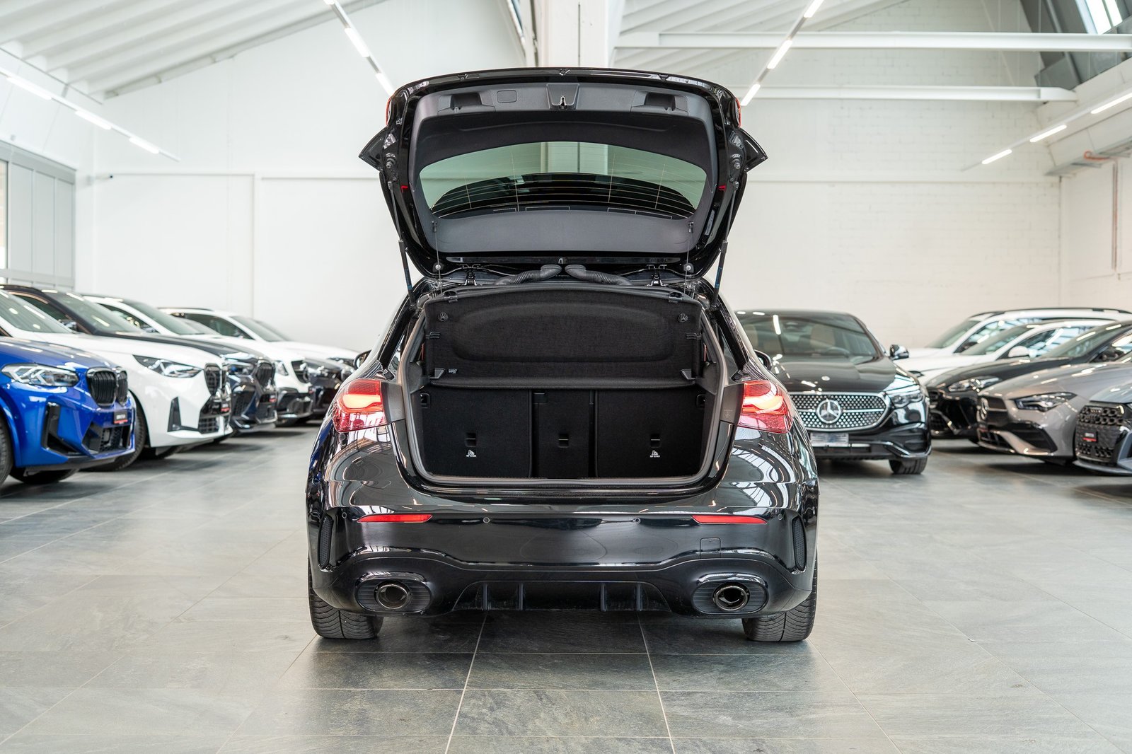 MERCEDES-BENZ A 35 AMG 4matic / Facelift / el.Sportsitze / R, Petrol, Second hand / Used, Automatic - 7