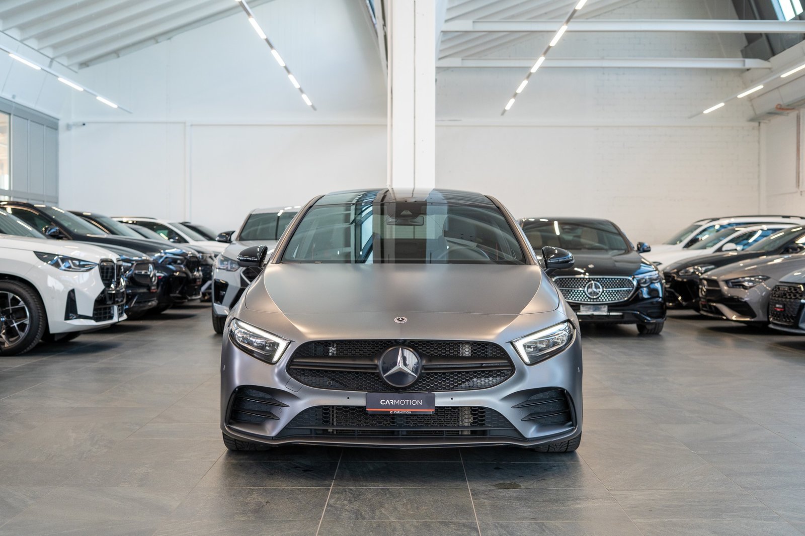 MERCEDES-BENZ A 35 AMG 4matic Limousine / Frozen Grey / Pano, Petrol, Second hand / Used, Automatic - 2