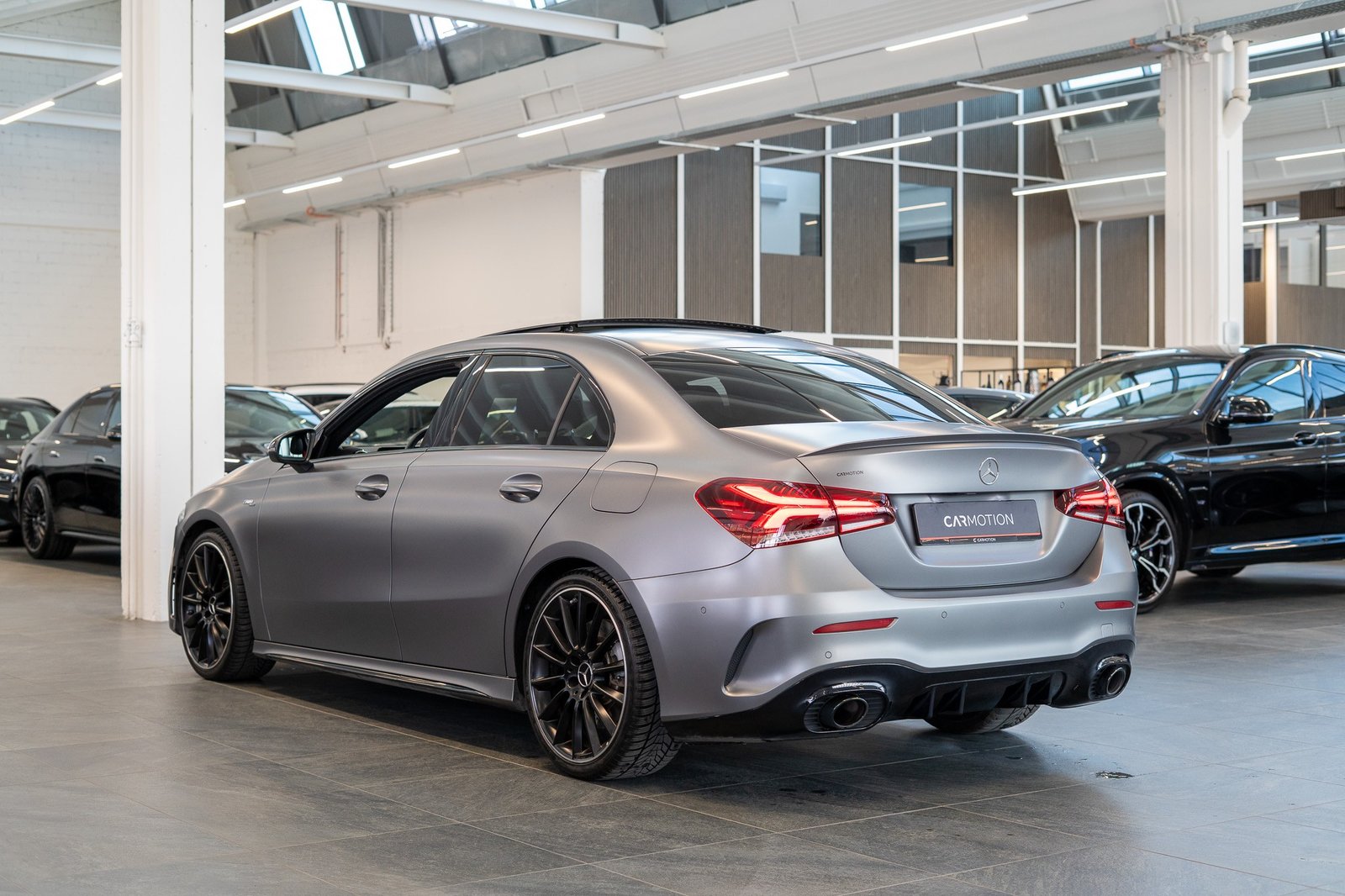 MERCEDES-BENZ A 35 AMG 4matic Limousine / Frozen Grey / Pano, Petrol, Second hand / Used, Automatic - 7