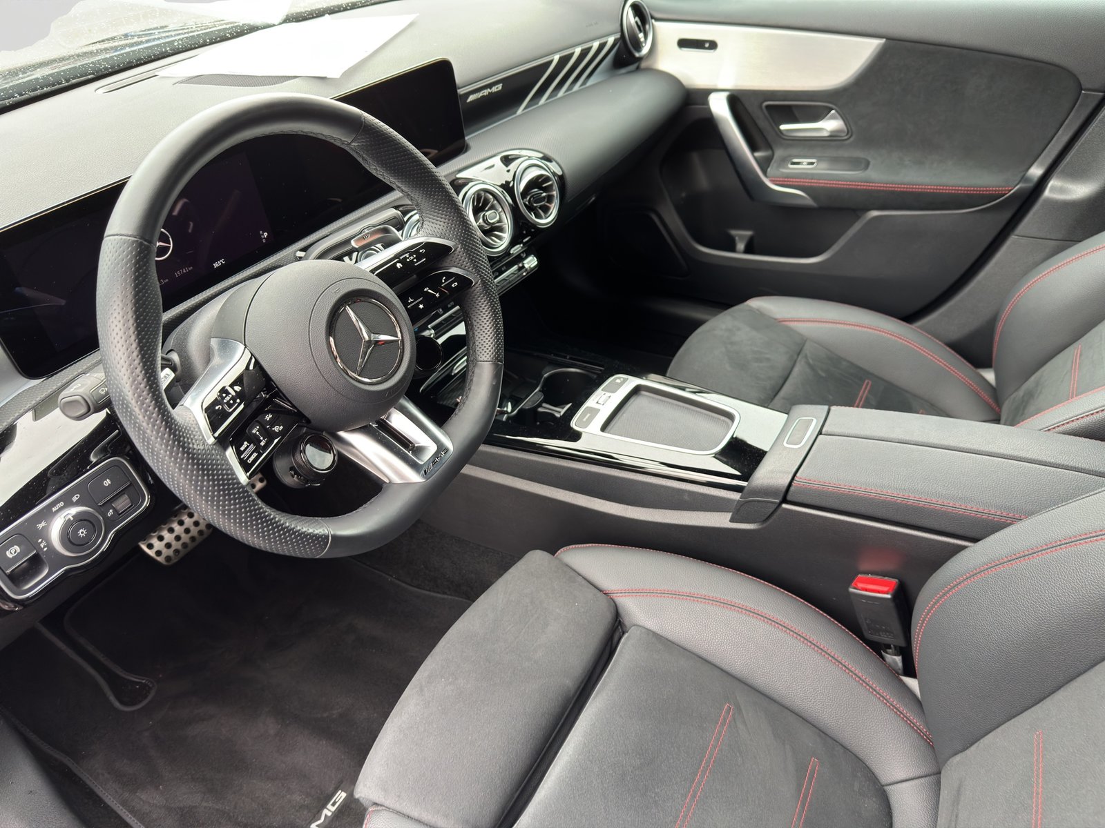MERCEDES-BENZ A AMG 35 4Matic 8G-DCT Night, Mild-Hybrid Benzin/Elektro, Occasion / Gebraucht, Automatik - 7