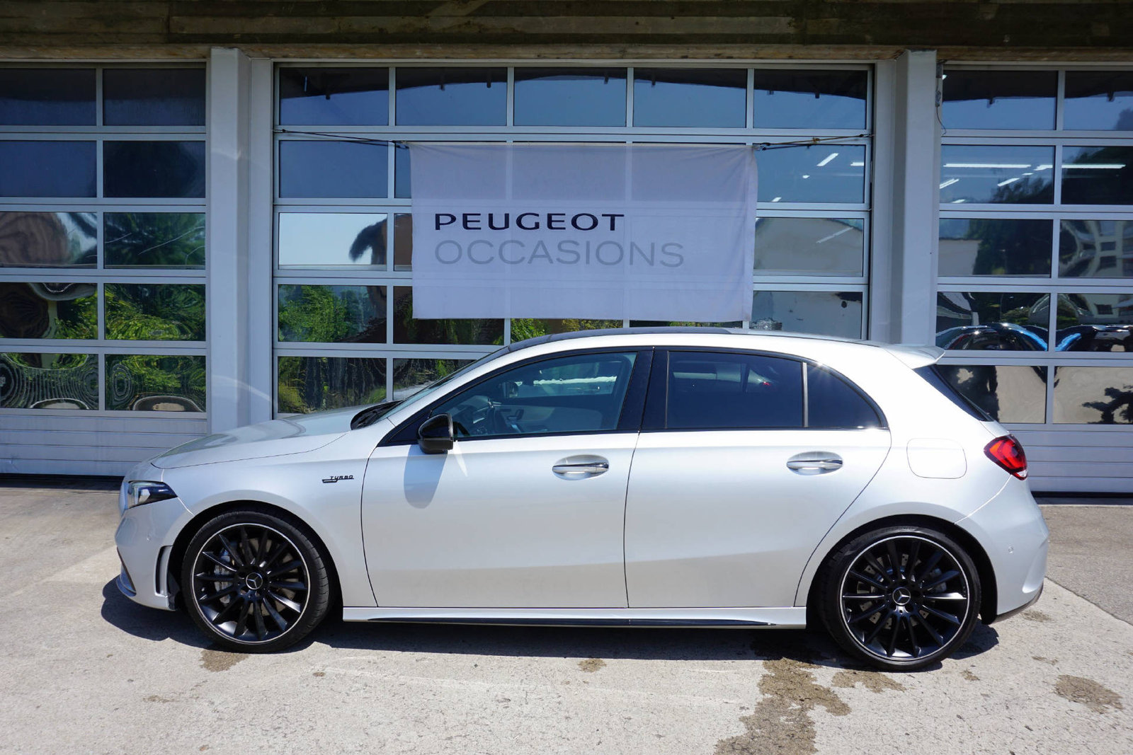 MERCEDES-BENZ A 35 AMG 4matic, Essence, Occasion / Utilisé, Automatique - 4