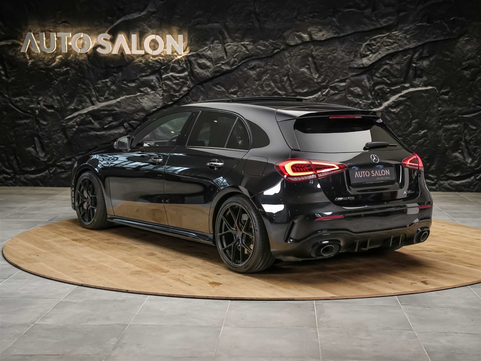 MERCEDES-BENZ A 35 AMG 4Matic Speedshift *CH Auto*Panorama*B, Essence, Occasion / Utilisé, Automatique - 4