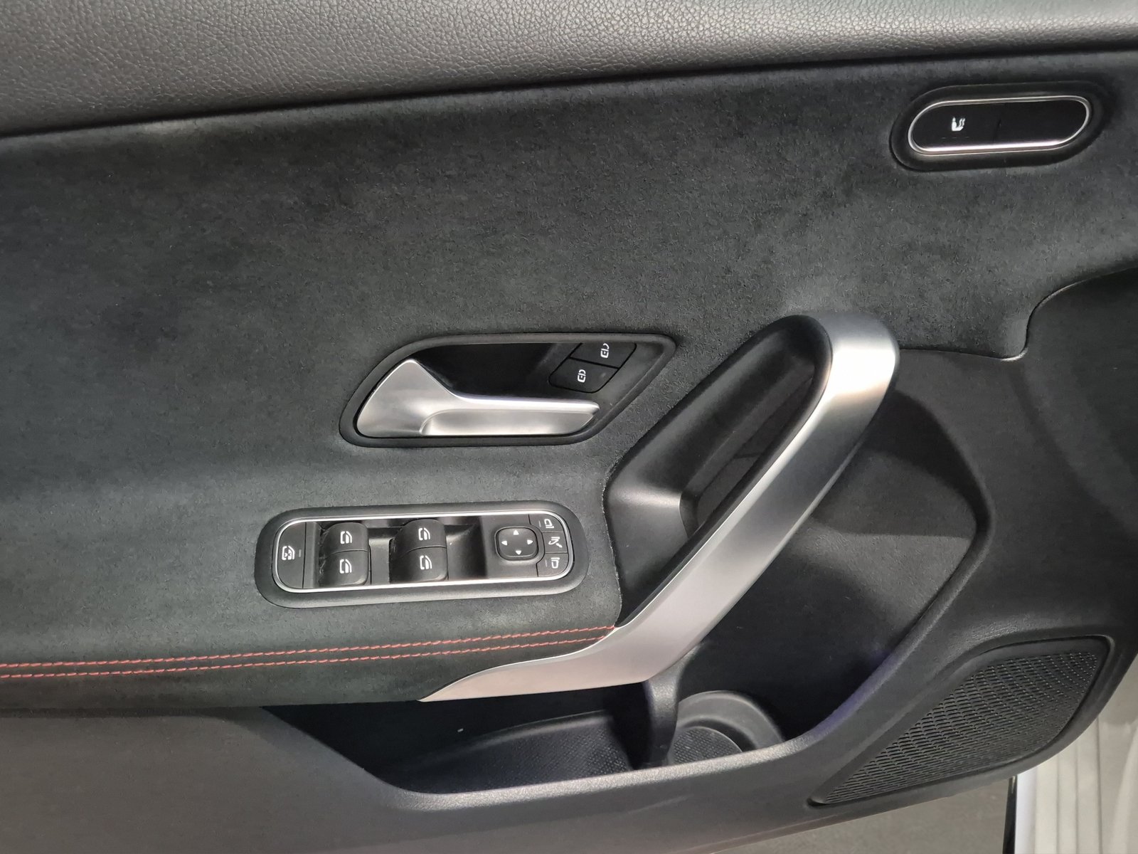 MERCEDES-BENZ A AMG 35 4Matic 8G-DCT, Benzin, Occasion / Gebraucht, Automatik - 7