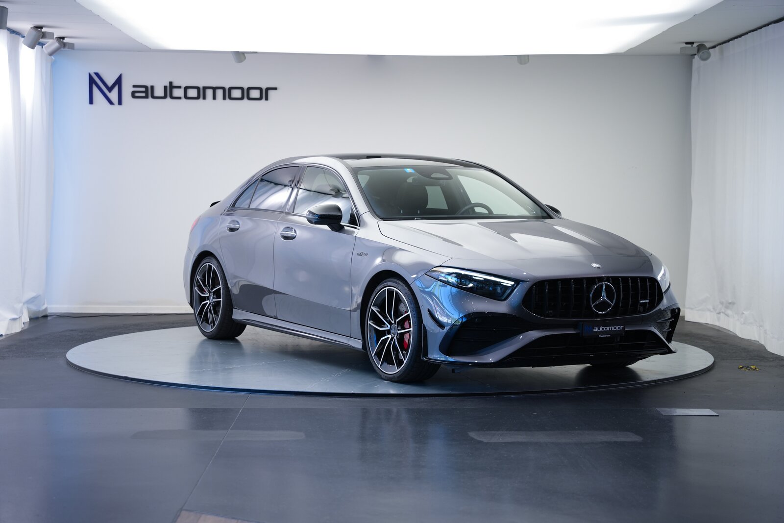 MERCEDES-BENZ A AMG 35 4Matic+ 8G-DCT *CH-Fahrzeug* *Panorama* *HuD* *Bur, Hybride Léger Essence/Électricité, Occasion / Utilisé, Automatique - 3