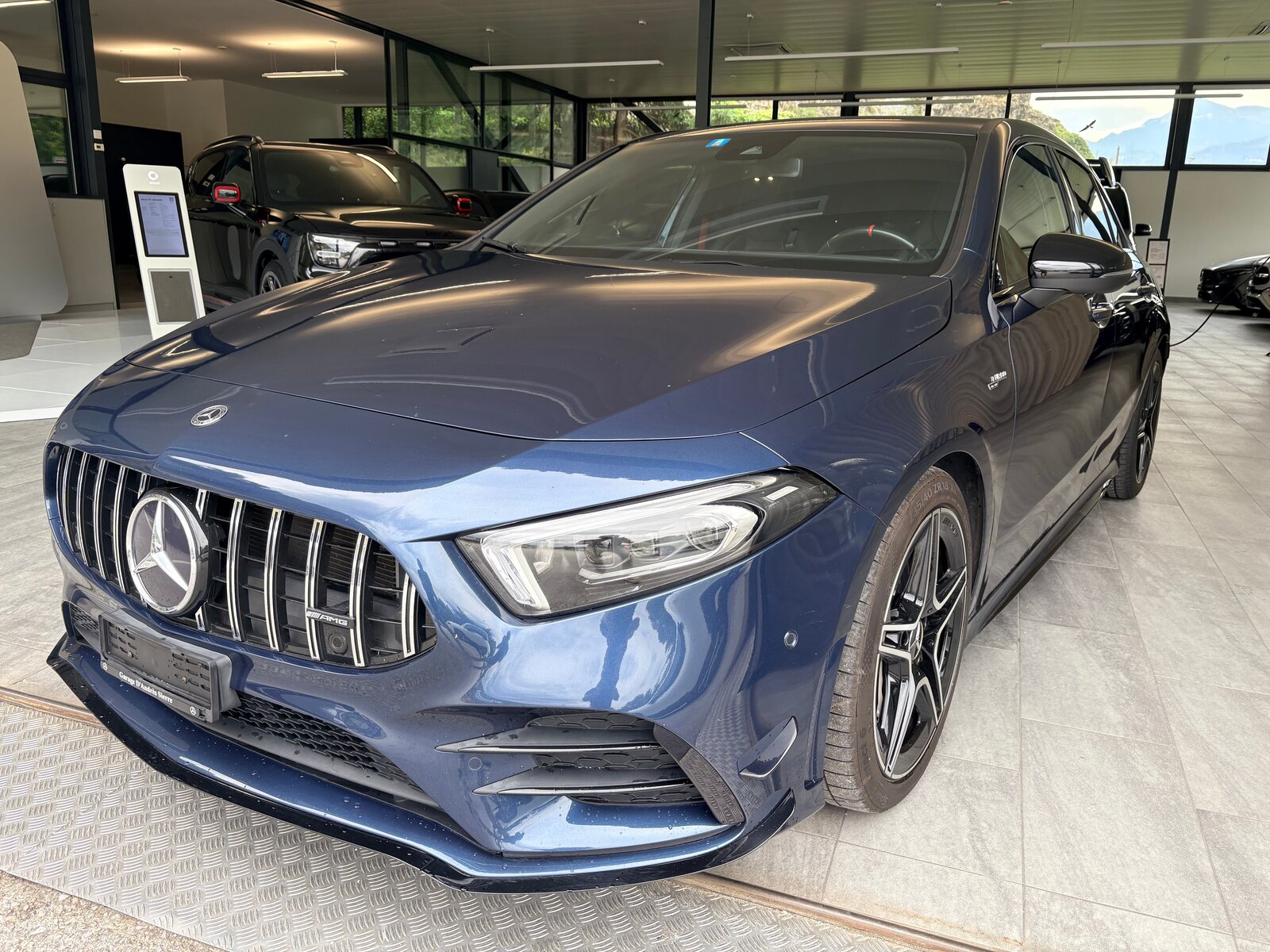 MERCEDES-BENZ A 35 AMG 4matic