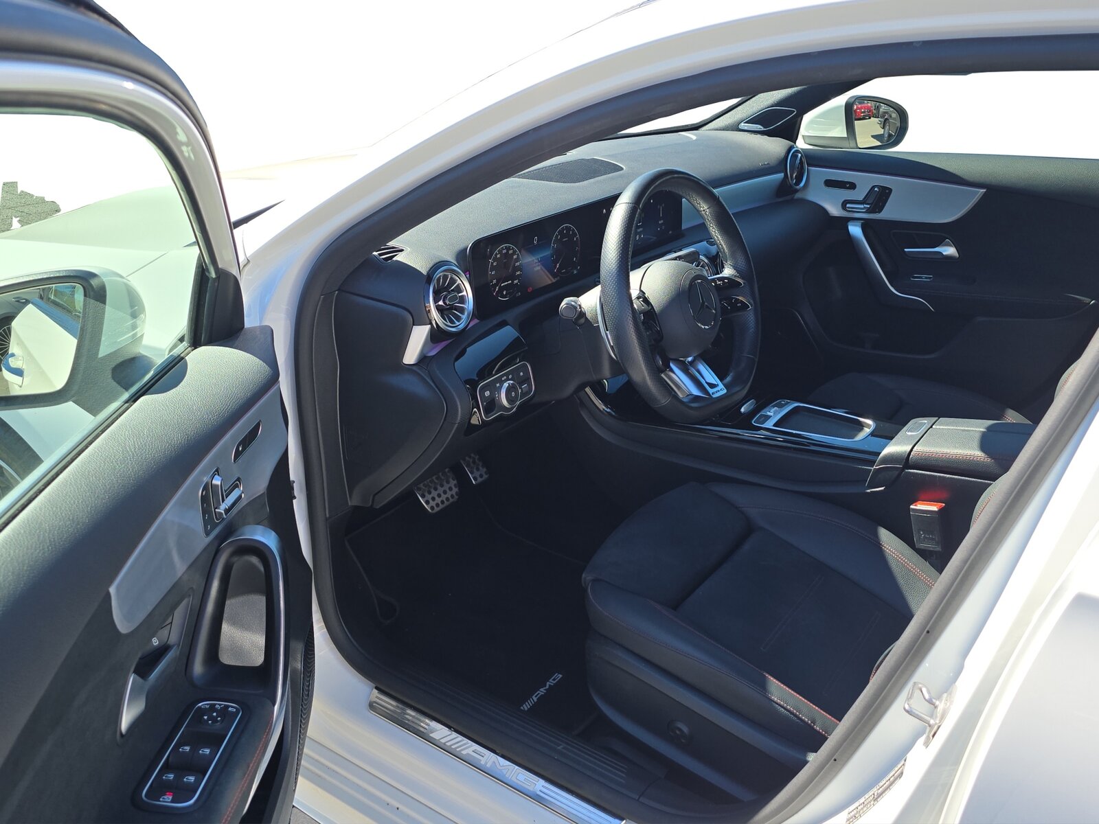 MERCEDES-BENZ A AMG 35 4Matic 8G-DCT, Petrol, Second hand / Used, Automatic - 7