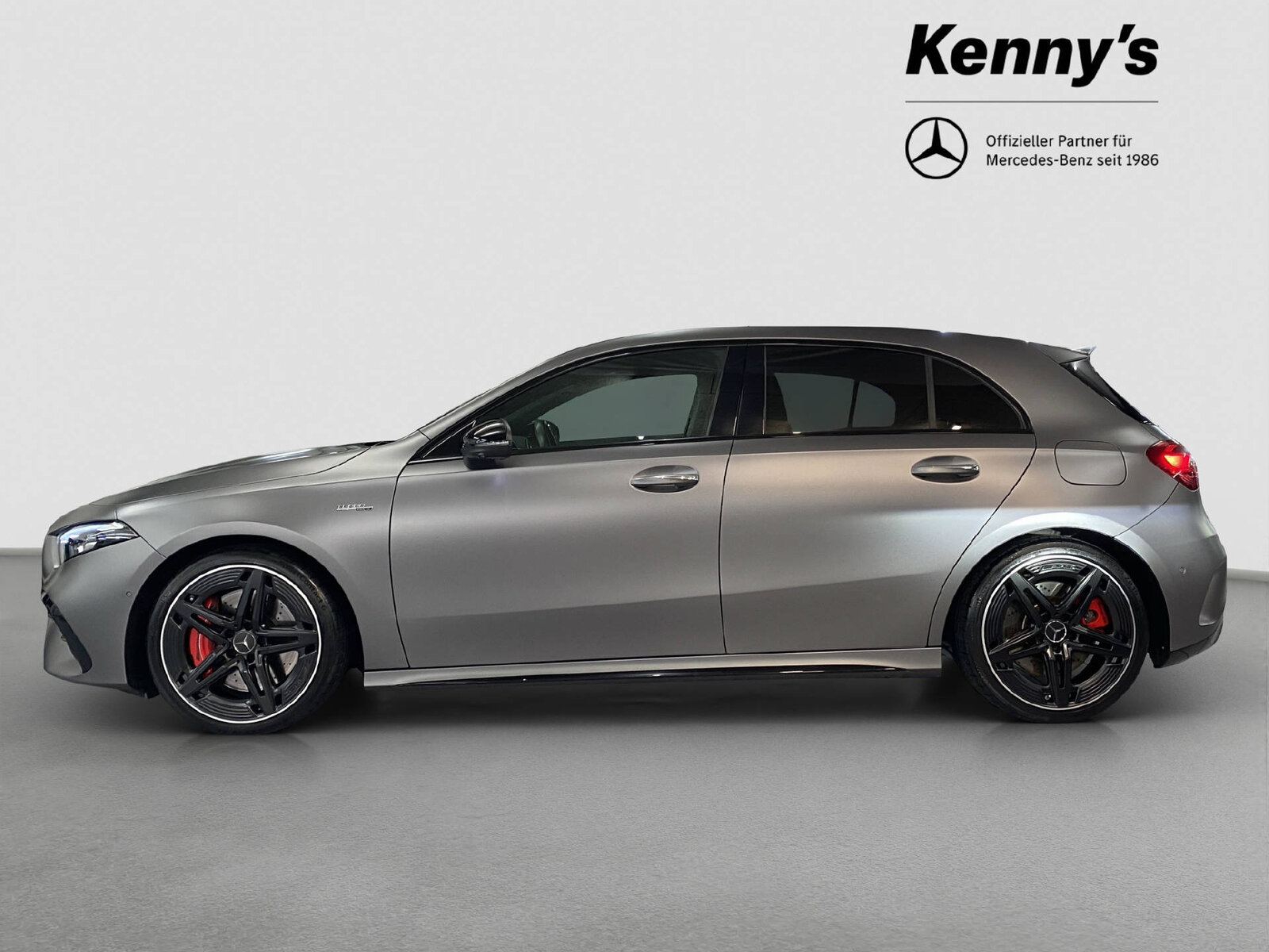 MERCEDES-BENZ A 35 AMG 4MATIC, Mild-Hybrid Petrol/Electric, Second hand / Used, Automatic - 3