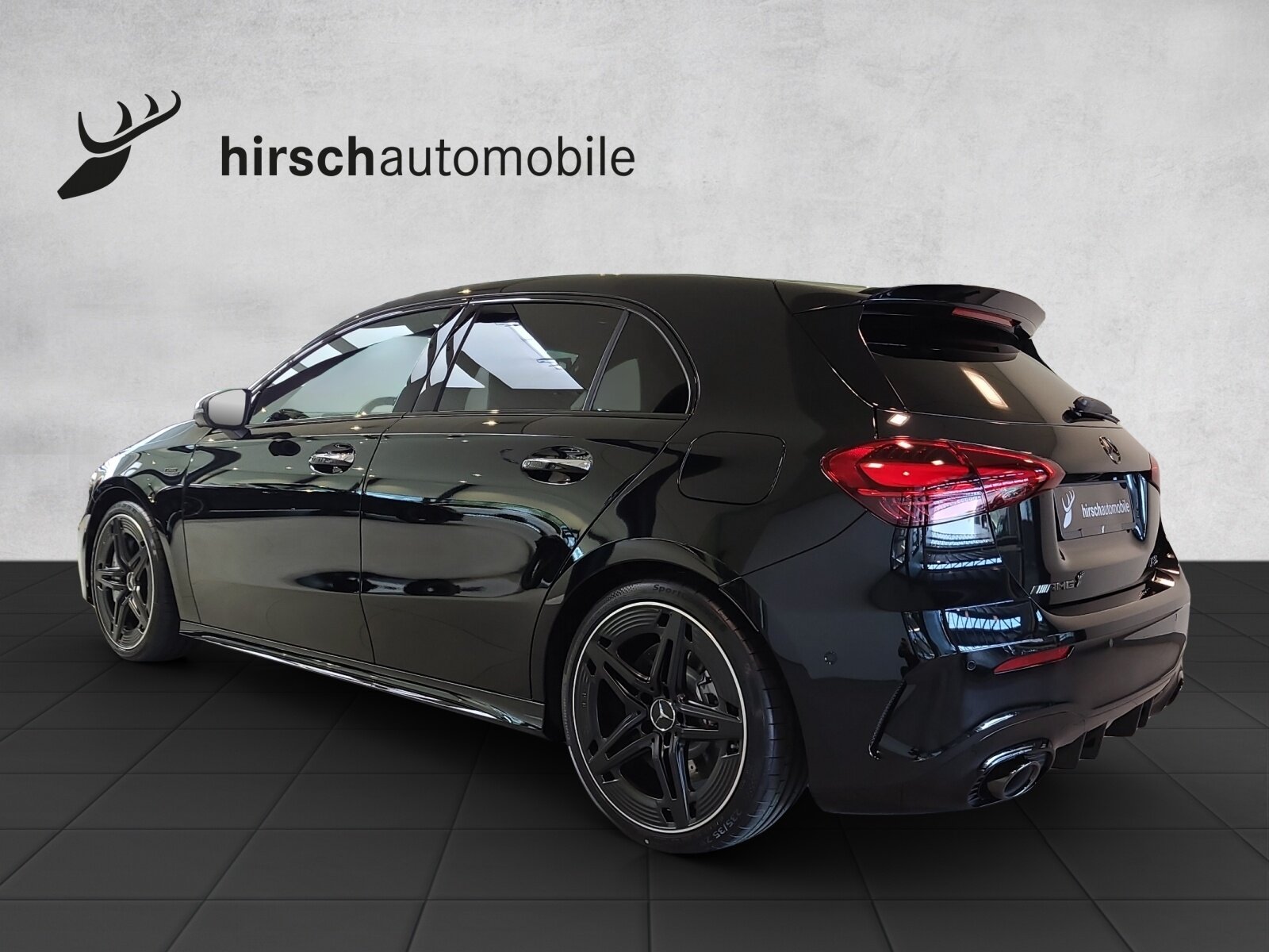 MERCEDES-BENZ A 35 4M AMG, Mild-Hybrid Petrol/Electric, Second hand / Used, Automatic - 4