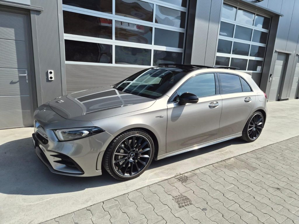 MERCEDES-BENZ A 35 AMG 4matic
