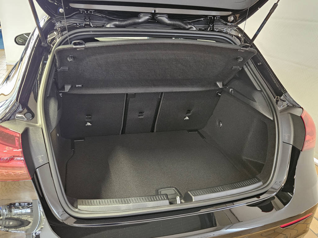 MERCEDES-BENZ A 35 AMG 4Matic, Hybride Leggero Benzina/Elettrica, Auto dimostrativa, Automatico - 4