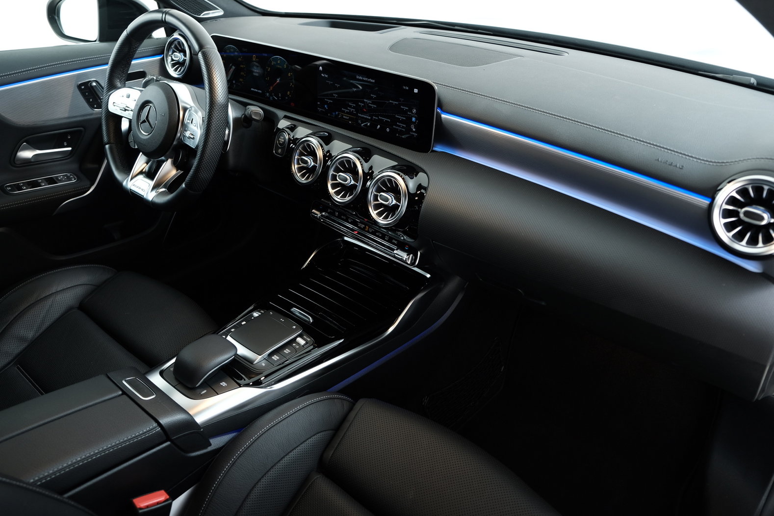 MERCEDES-BENZ A 45 S AMG 4Matic+, Essence, Occasion / Utilisé, Automatique - 6