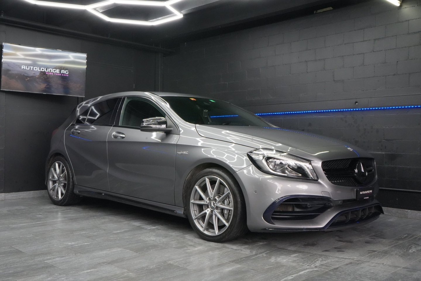 MERCEDES-BENZ A 45 AMG 4Matic Speedshift 7G-DCT, Petrol, Second hand / Used, Automatic - 4