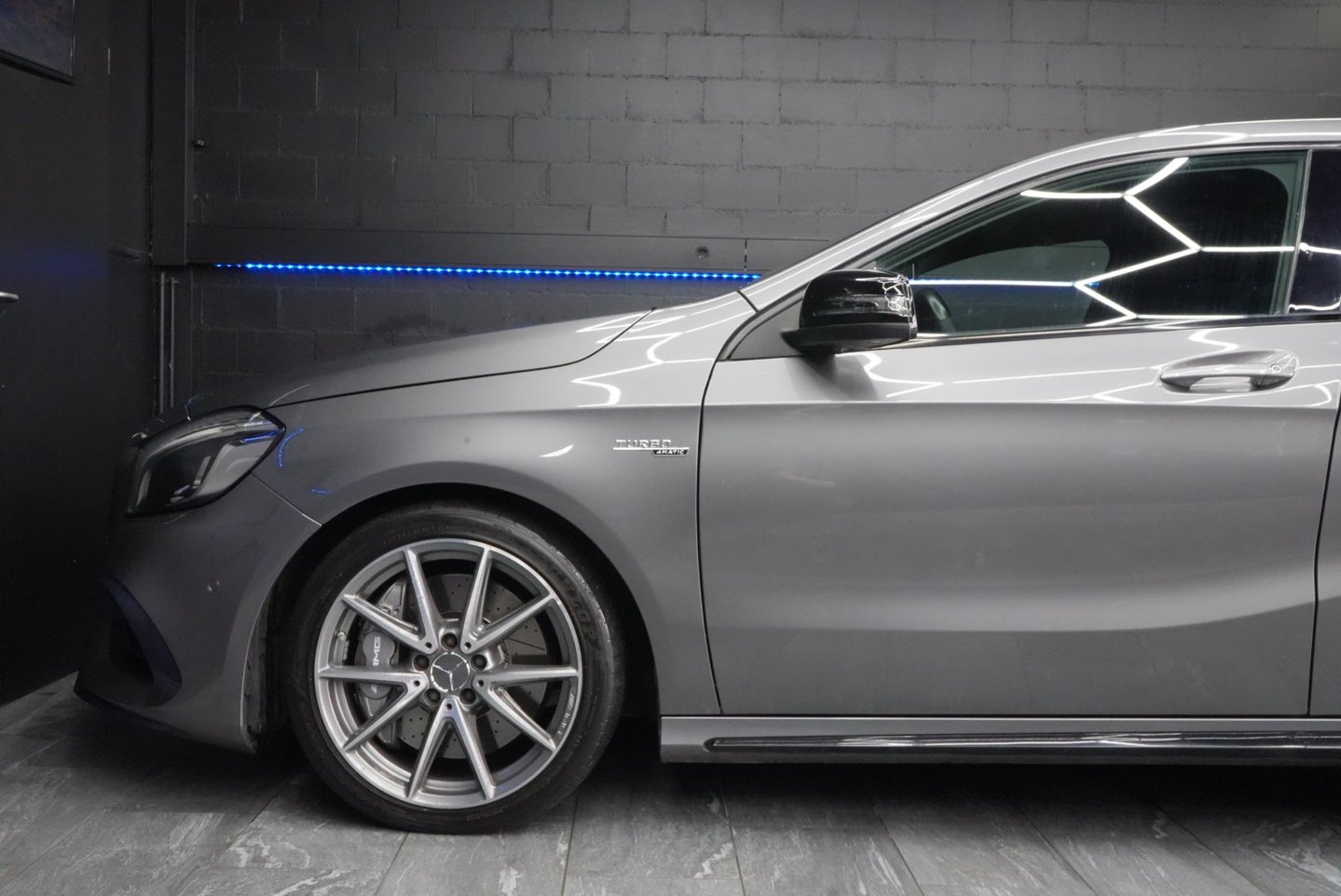 MERCEDES-BENZ A 45 AMG 4Matic Speedshift 7G-DCT, Petrol, Second hand / Used, Automatic - 6