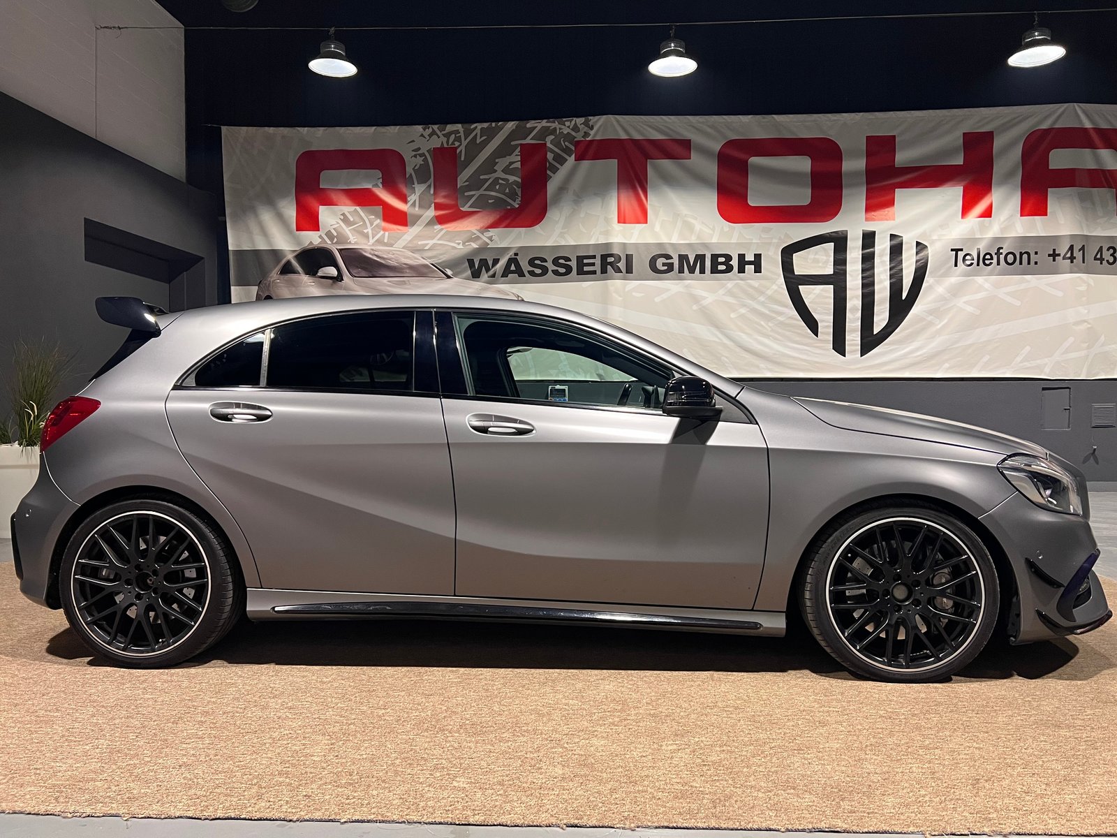 MERCEDES-BENZ A 45 AMG 4Matic Petronas 2015 Edition 7G-DCT, Essence, Occasion / Utilisé, Automatique - 2