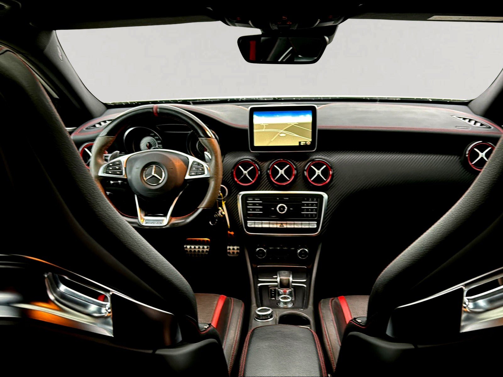 MERCEDES-BENZ A 45 AMG 4Matic Speedshift 7G-DCT, Benzin, Occasion / Gebraucht, Automatik - 6
