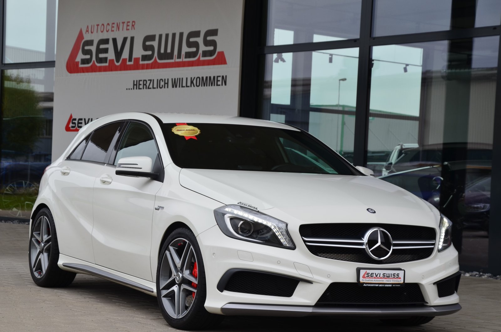 MERCEDES-BENZ A 45 AMG 4Matic Speedshift 7G-DCT*Ab MFK,1 Jah, Essence, Occasion / Utilisé, Automatique - 3