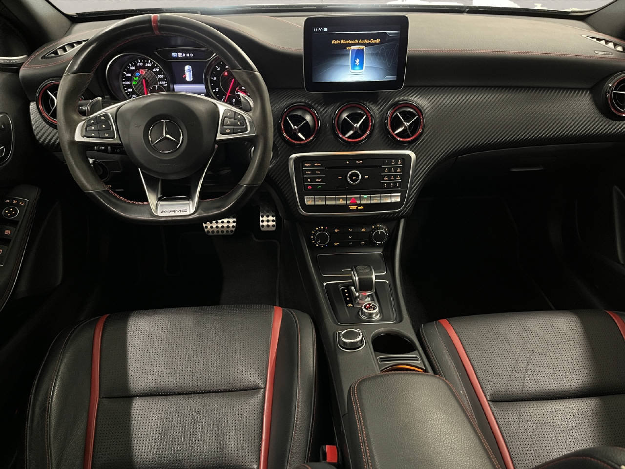 MERCEDES-BENZ A-Klasse W176 A 45 AMG 4m, Benzin, Occasion / Gebraucht, Automatik - 7