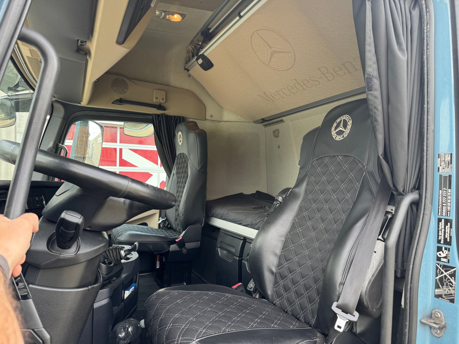 MERCEDES-BENZ 1842, Diesel, Second hand / Used, Automatic - 3